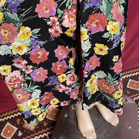 Pattern by Lush Long Sleeve Floral One Piece Wide Leg Jumpsuit Large - Picture 4 of 9